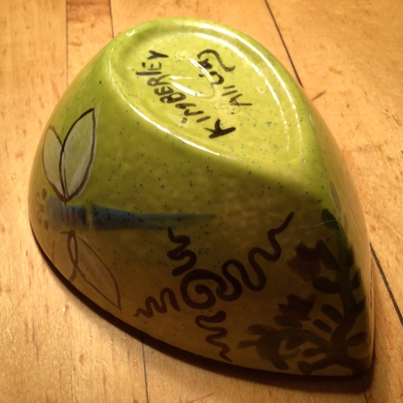 Handpainted dragonfly ceramic dish - Picture 8 of 10